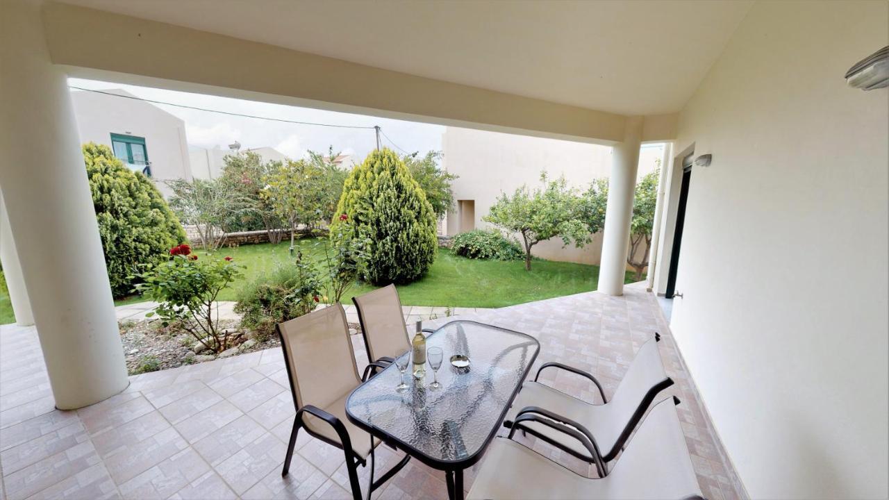 Villa Athina Asprouliánoi Eksteriør billede